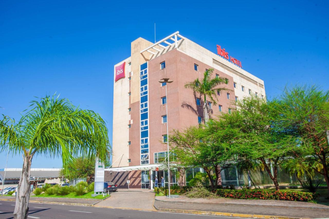 Hotel Ibis Lins Kültér fotó
